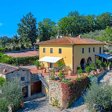 La Casa Gialla 4*