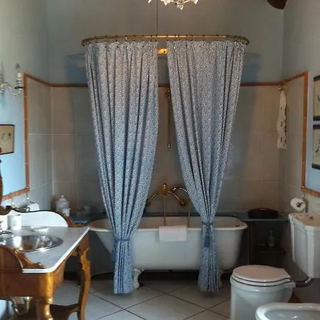 La Casa Gialla