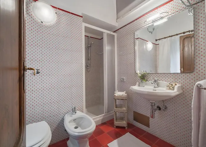 La Casa Gialla 4* 임프루네타