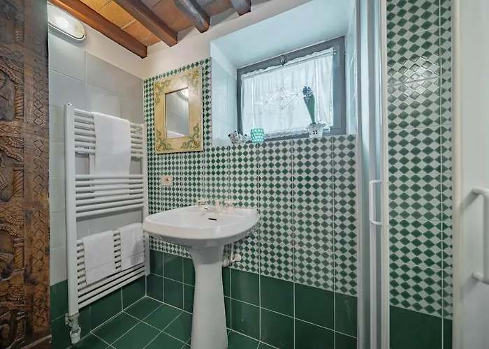La Casa Gialla 4*