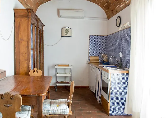 La Casa Gialla B&B 4*