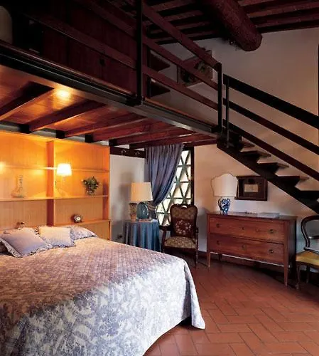 La Casa Gialla 4* 임프루네타