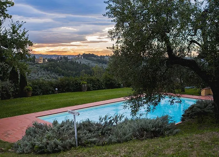 La Casa Gialla B&B 4*